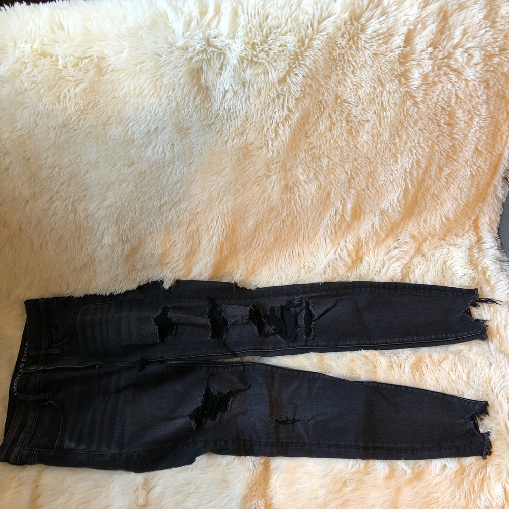 American Eagle black distressed jeans